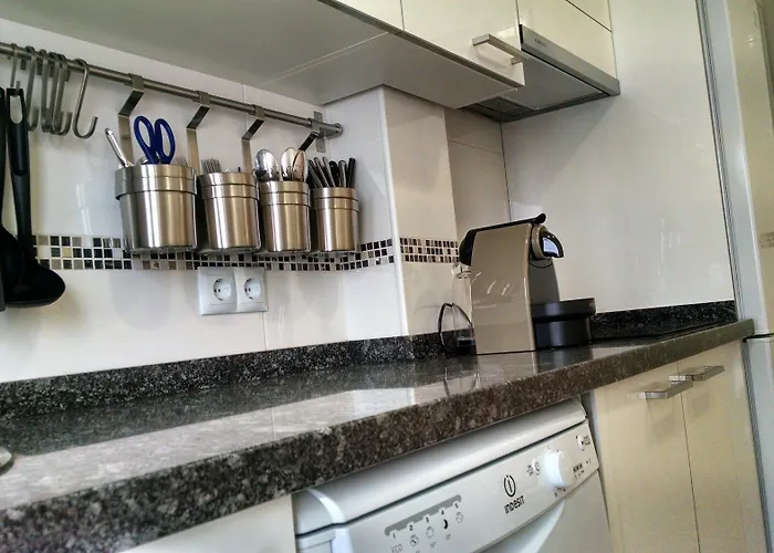 Estupendo Piso De 3 A 5 Min A Pie Plaza Mayor *